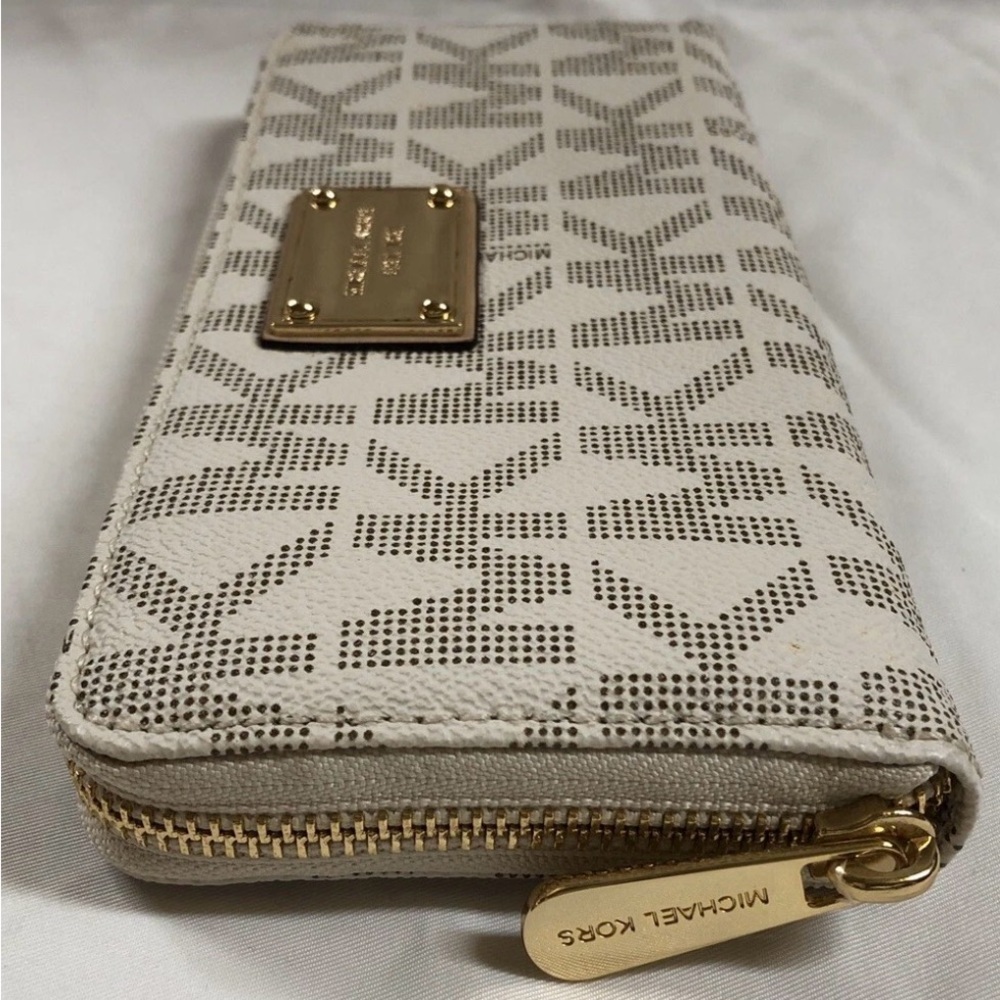 Michael Kors Jet Set Travel Continental Wallet Vanilla signature logo Classic - Picture 3 of 16